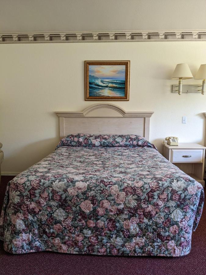 Lighthouse Inn เครสเซนต์ซิตี ภายนอก รูปภาพ